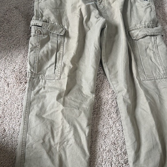 NWT Old Navy Lined Khaki Cargo Pants Size 38x32 - Picture 3 of 6